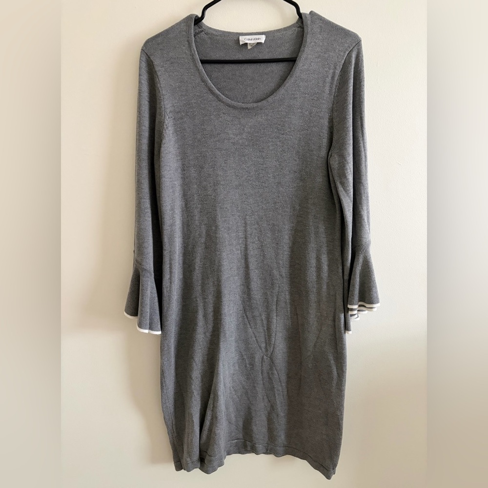 Calvin Klein grey knit bell sleeve dress size L